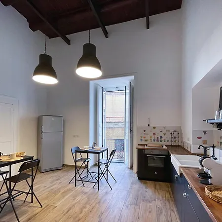 I Di Spaccanapoli نابولي